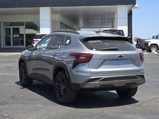 new 2025 Chevrolet Trax car