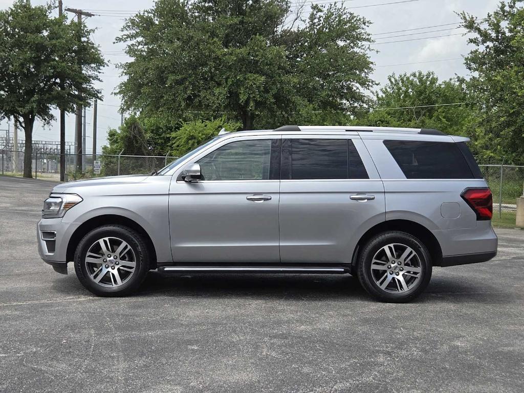 used 2022 Ford Expedition car, priced at $42,177