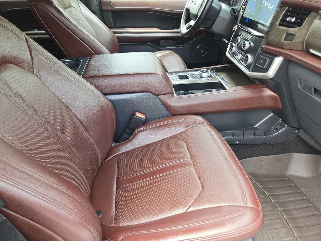 used 2022 Ford Expedition car, priced at $42,177