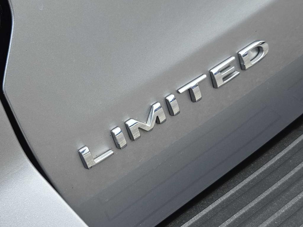 used 2022 Ford Expedition car, priced at $42,177