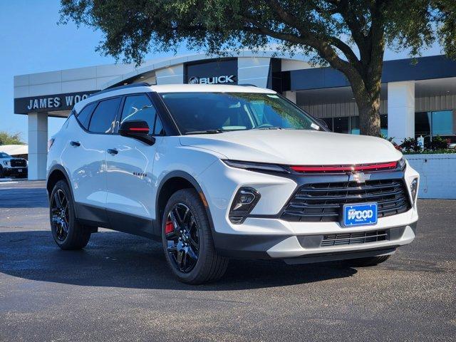 new 2025 Chevrolet Blazer car, priced at $38,255
