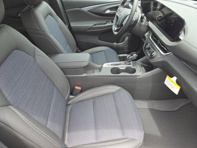 new 2025 Buick Envista car, priced at $26,326