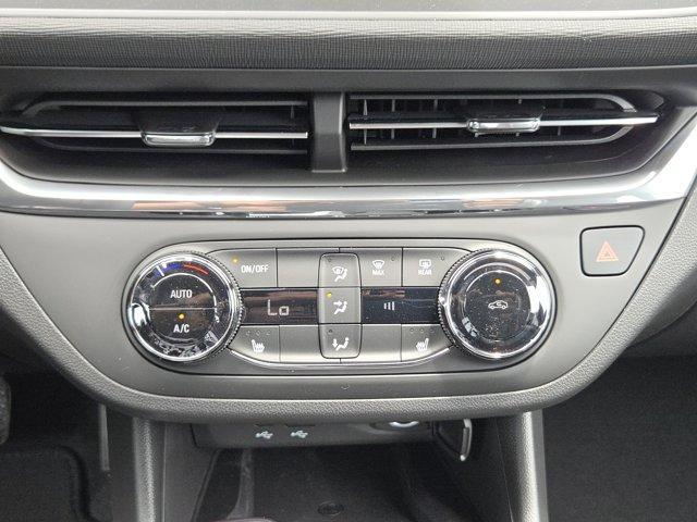 new 2025 Buick Envista car, priced at $26,326