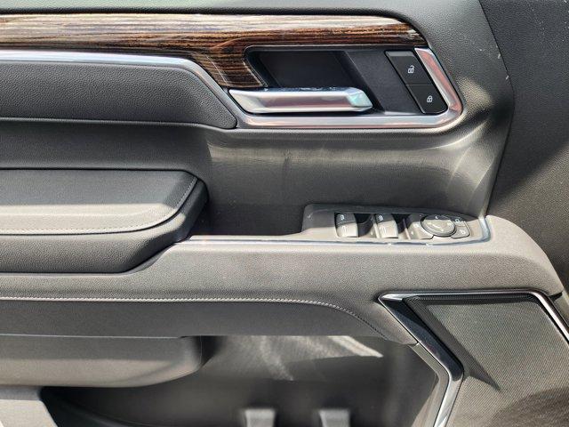 new 2025 GMC Sierra 1500 car, priced at $42,840