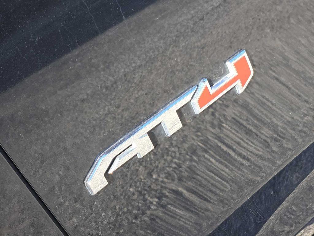 used 2022 GMC Yukon car, priced at $56,977