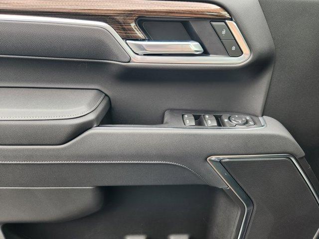 new 2025 Chevrolet Silverado 1500 car, priced at $52,185