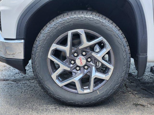 new 2025 GMC Sierra 1500 car, priced at $57,525