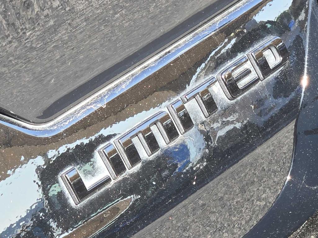 used 2023 Jeep Grand Cherokee car, priced at $31,977