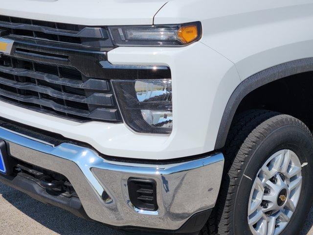 new 2025 Chevrolet Silverado 2500 car, priced at $43,023