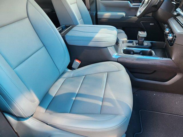 new 2025 GMC Sierra 1500 car, priced at $57,525