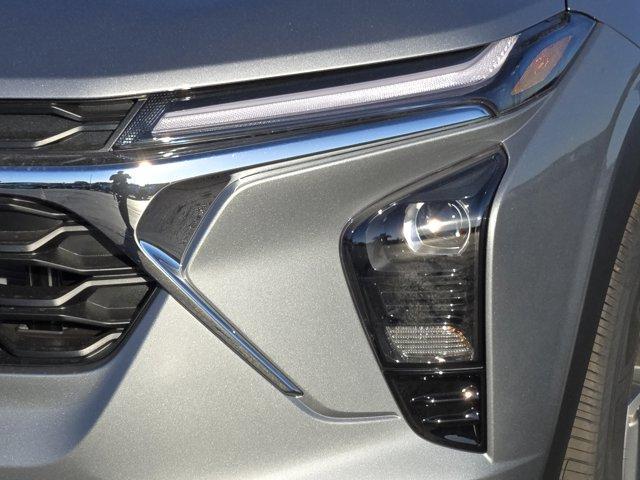 new 2026 Chevrolet Trax car, priced at $25,885