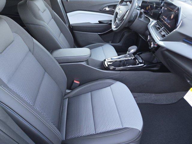 new 2026 Chevrolet Trax car, priced at $25,885