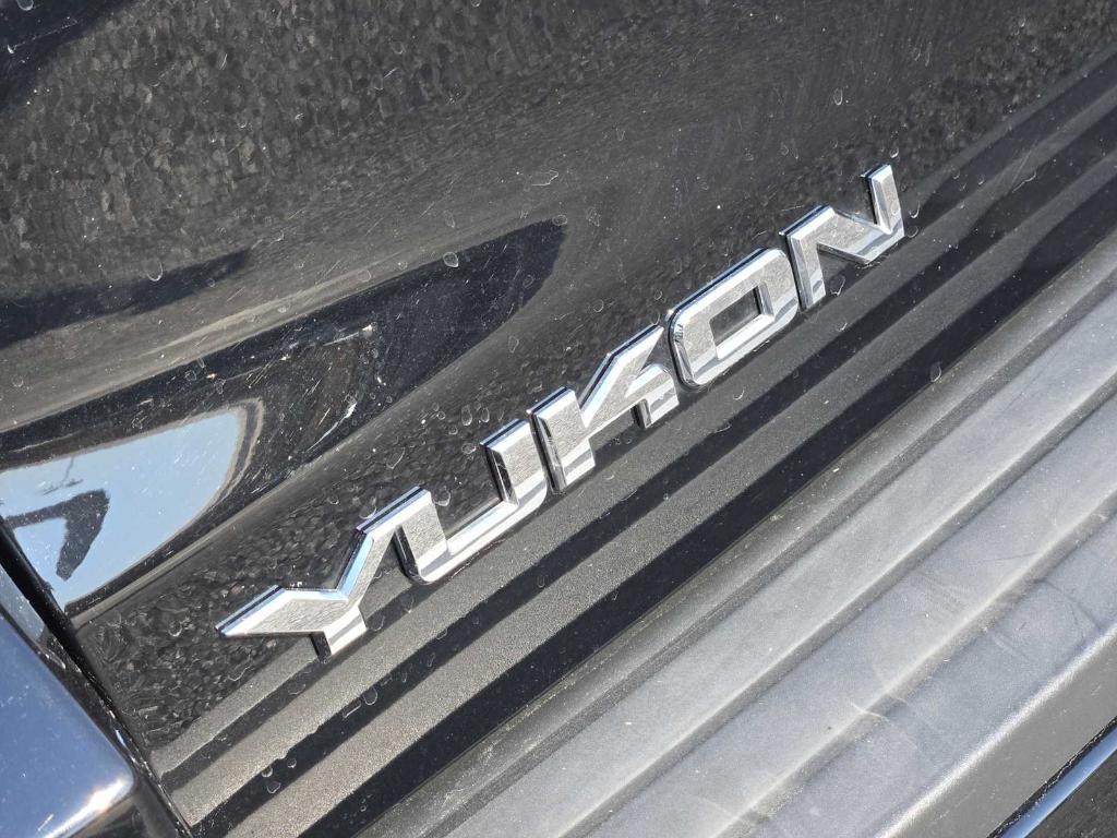 used 2018 GMC Yukon car, priced at $35,995