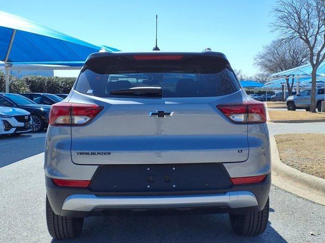 new 2025 Chevrolet TrailBlazer car, priced at $28,370