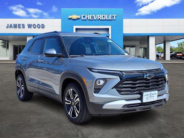new 2025 Chevrolet TrailBlazer car, priced at $28,370