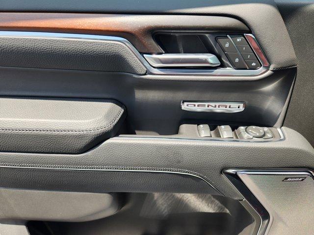 new 2025 GMC Sierra 1500 car, priced at $68,895