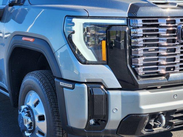 new 2025 GMC Sierra 3500 car, priced at $99,105