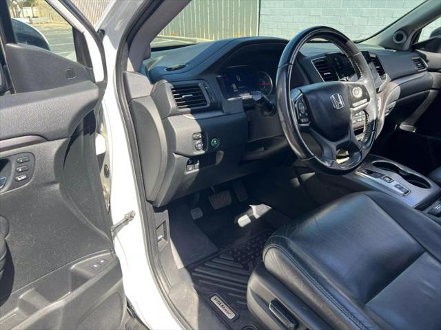 used 2022 Honda Pilot car, priced at $24,995