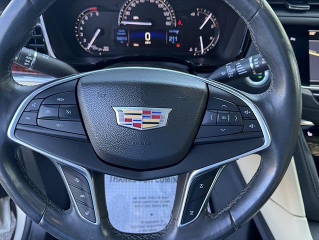 used 2017 Cadillac XT5 car, priced at $20,900