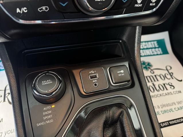 used 2019 Jeep Cherokee car, priced at $16,995