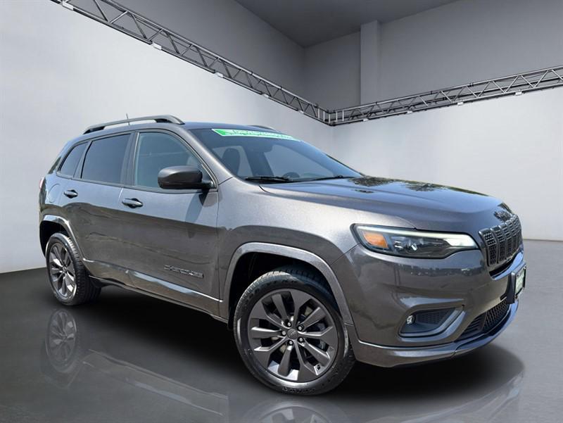 used 2019 Jeep Cherokee car, priced at $15,995