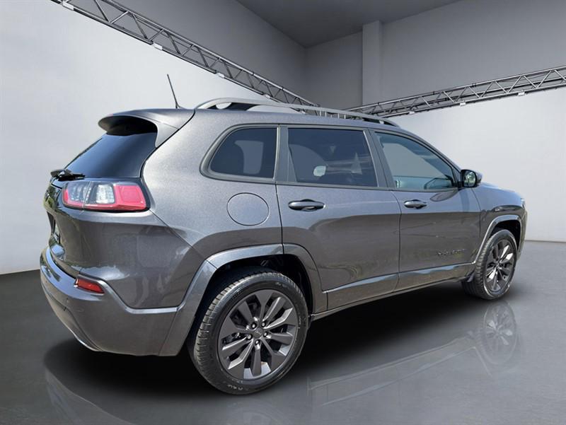used 2019 Jeep Cherokee car, priced at $15,995