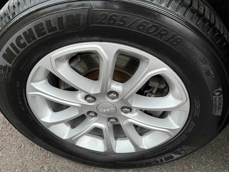 used 2021 Jeep Grand Cherokee car, priced at $23,995