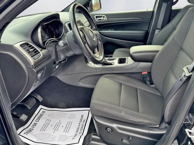 used 2021 Jeep Grand Cherokee car, priced at $23,995