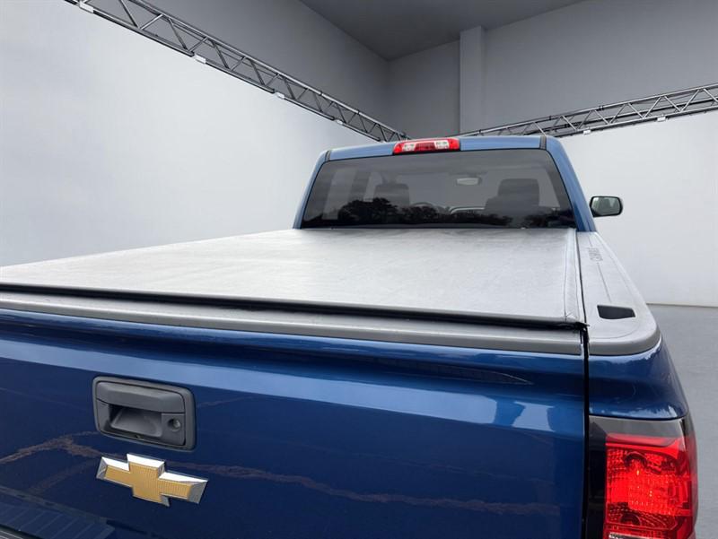 used 2018 Chevrolet Silverado 1500 car, priced at $27,900