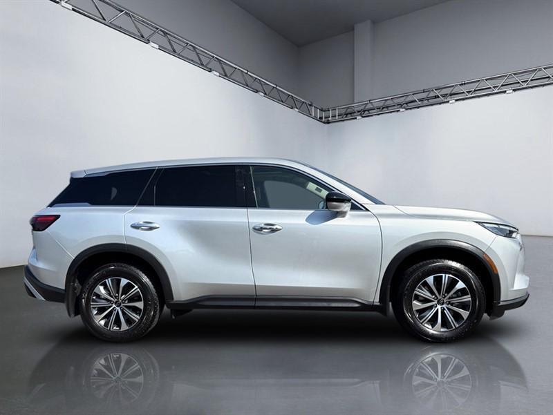 used 2023 INFINITI QX60 car, priced at $30,000