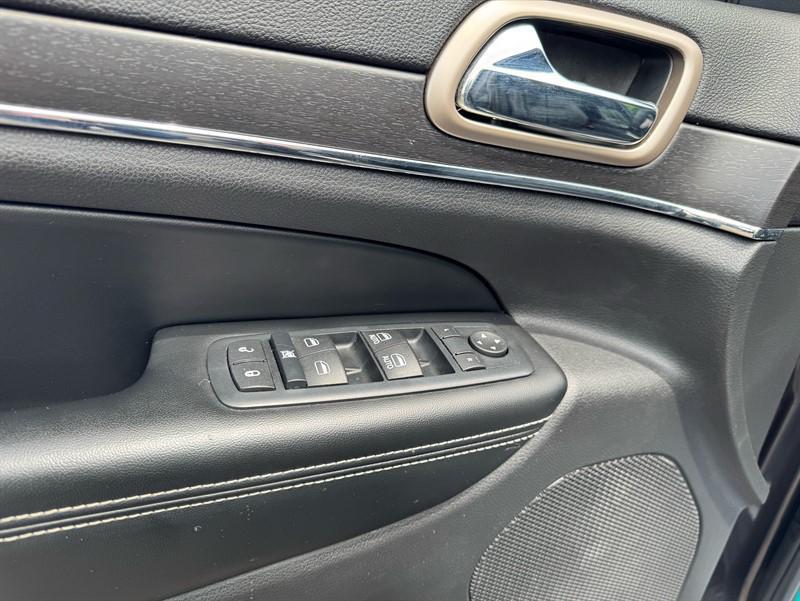 used 2016 Jeep Grand Cherokee car, priced at $16,995
