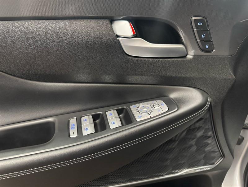 used 2022 Hyundai Santa Fe car, priced at $27,994