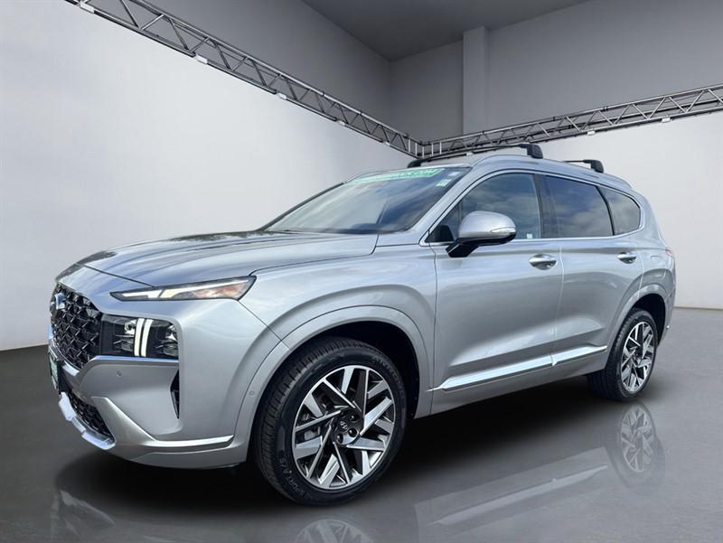 used 2022 Hyundai Santa Fe car, priced at $27,994