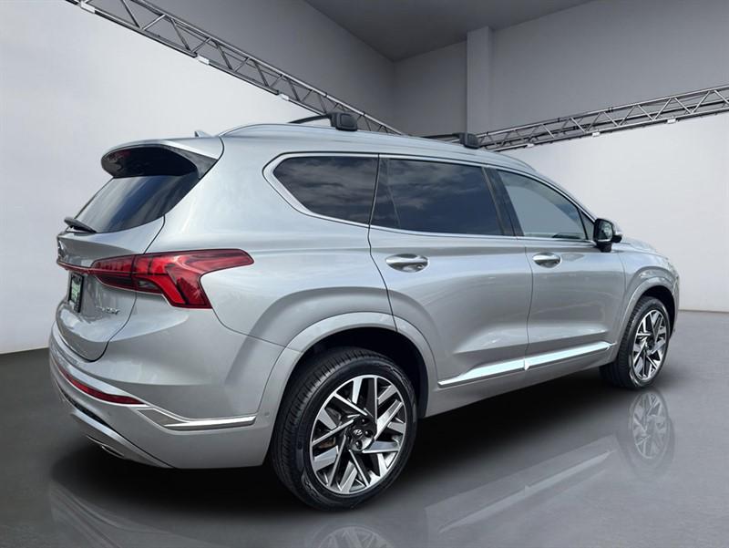 used 2022 Hyundai Santa Fe car, priced at $27,994
