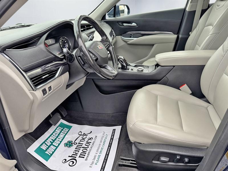 used 2019 Cadillac XT4 car, priced at $18,995
