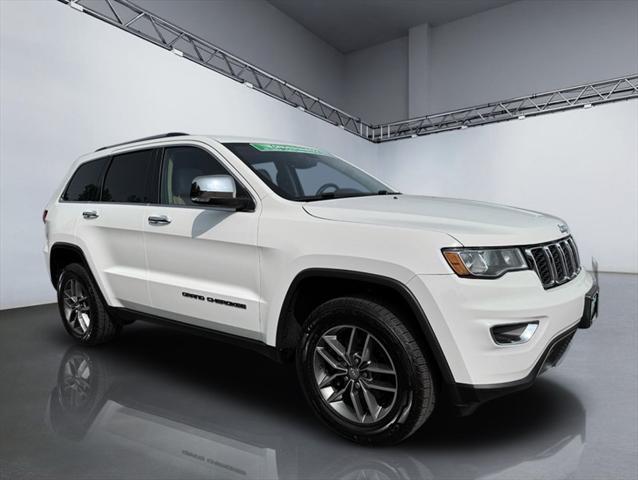 used 2017 Jeep Grand Cherokee car, priced at $15,995