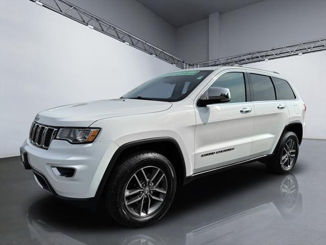 used 2017 Jeep Grand Cherokee car, priced at $15,995