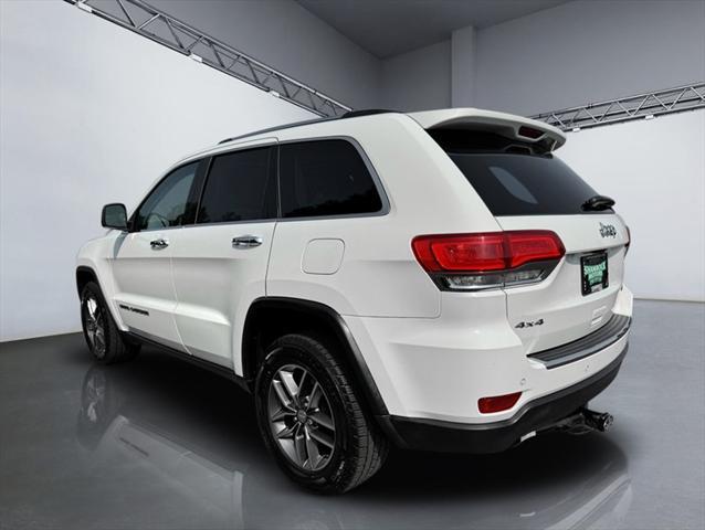 used 2017 Jeep Grand Cherokee car, priced at $15,995