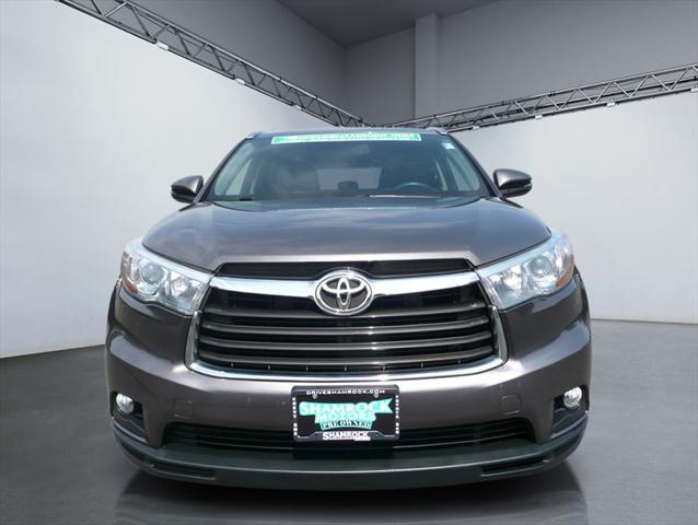 used 2016 Toyota Highlander car, priced at $21,984