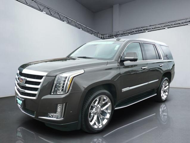 used 2020 Cadillac Escalade car, priced at $38,800