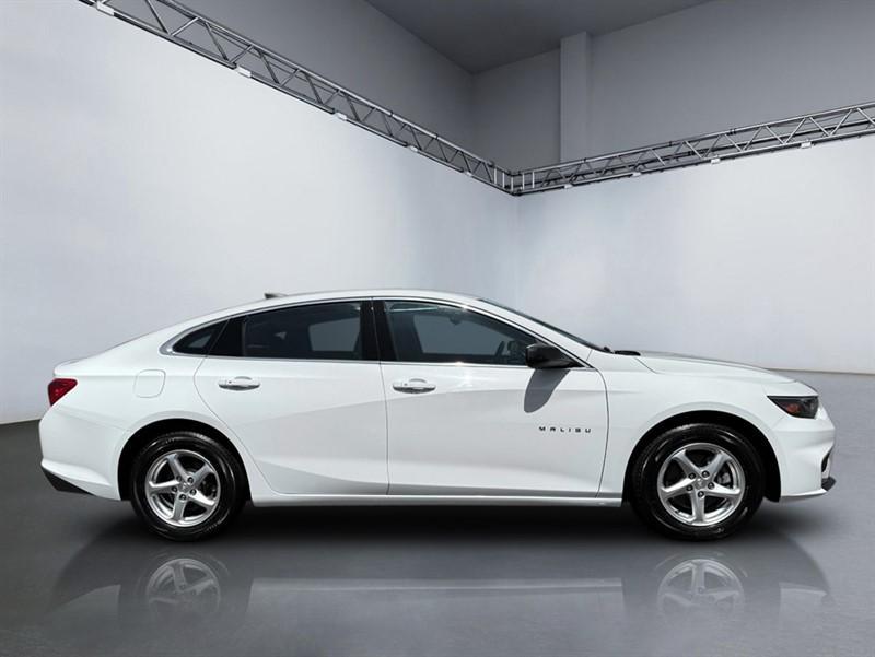 used 2016 Chevrolet Malibu car, priced at $11,500