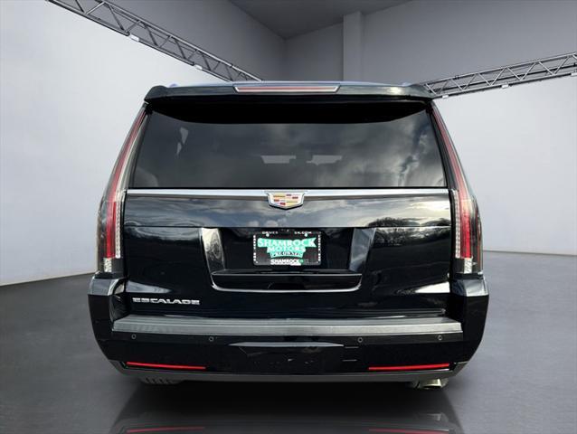 used 2019 Cadillac Escalade ESV car, priced at $31,995