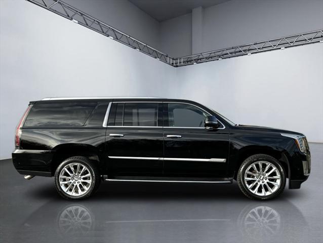 used 2019 Cadillac Escalade ESV car, priced at $31,995