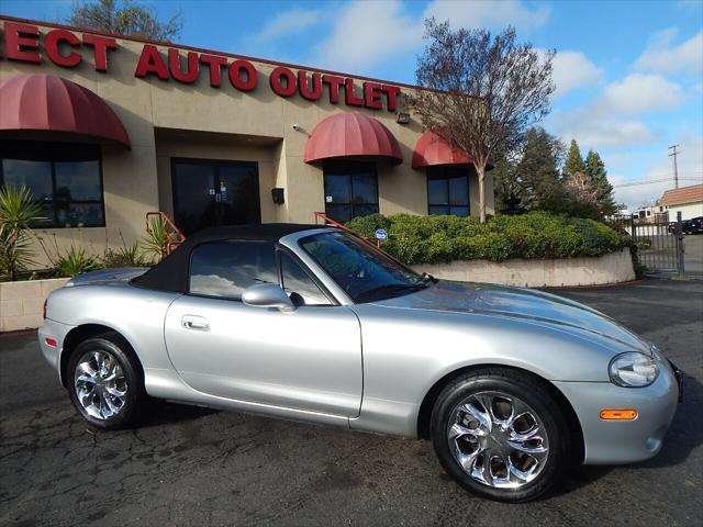 used 2003 Mazda MX-5 Miata car, priced at $14,888