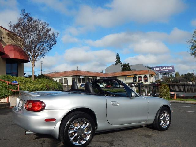 used 2003 Mazda MX-5 Miata car, priced at $14,888