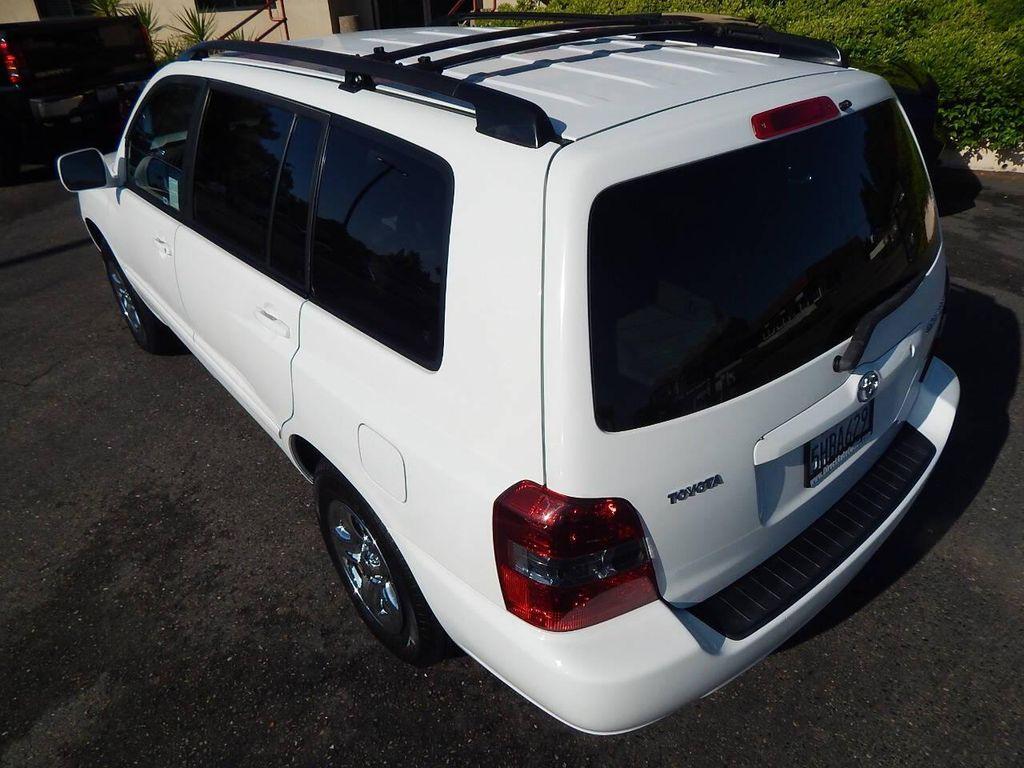 used 2004 Toyota Highlander car, priced at $4,988