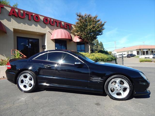 used 2007 Mercedes-Benz SL-Class car, priced at $13,988