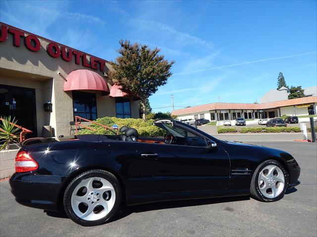 used 2007 Mercedes-Benz SL-Class car, priced at $13,988