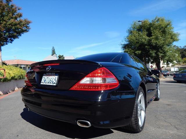 used 2007 Mercedes-Benz SL-Class car, priced at $13,988