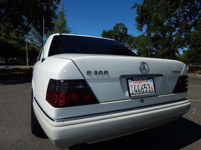 used 1995 Mercedes-Benz E-Class car, priced at $24,888